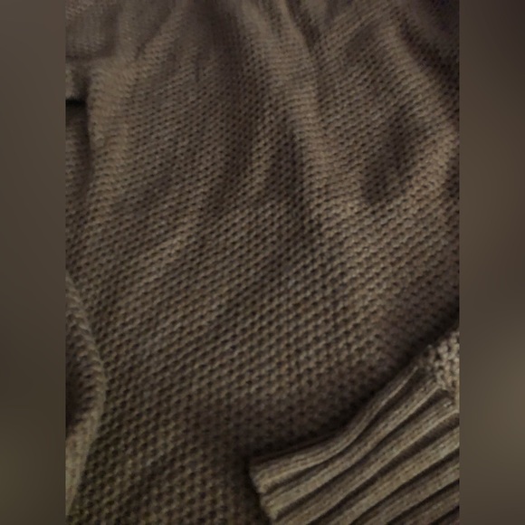 Brand new without tags thick knit sweater B - Picture 2 of 4